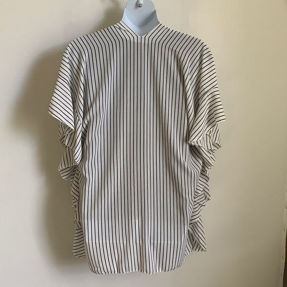 Black & White Striped Ruffled Shawl - Picture 2 of 5